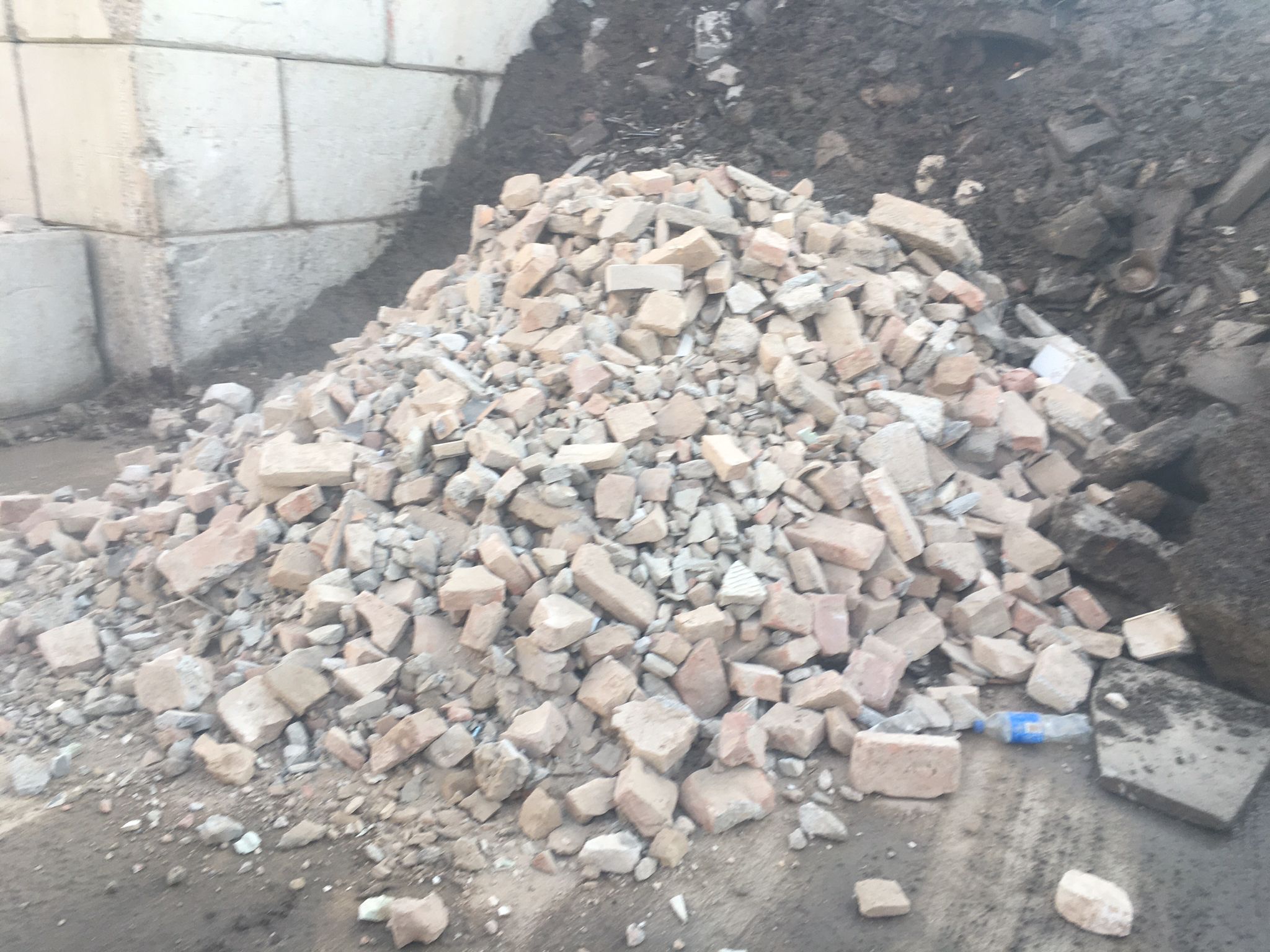 Bauschutt Container bestellen in Frankfurt am Main